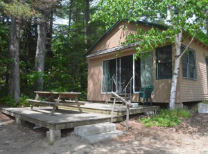 cabin10  